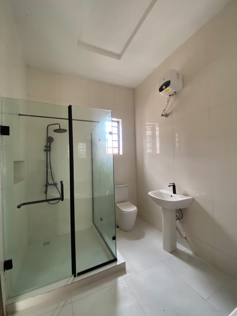 3 BEDROOM DUPLEX