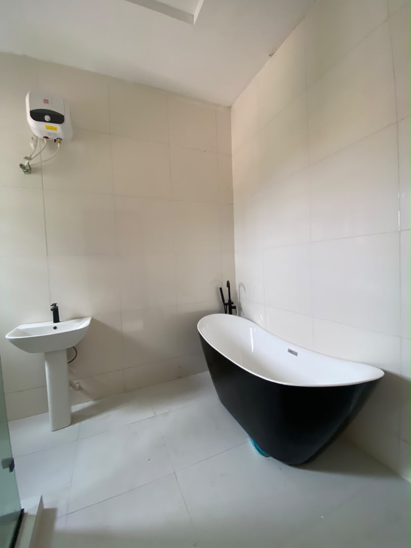 3 BEDROOM DUPLEX