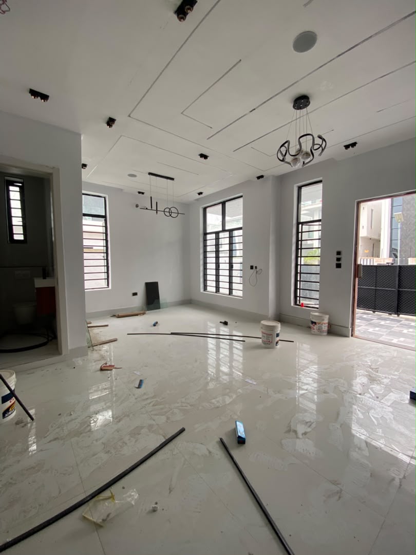 4 BEDROOM SEMI DETACHED DUPLEX