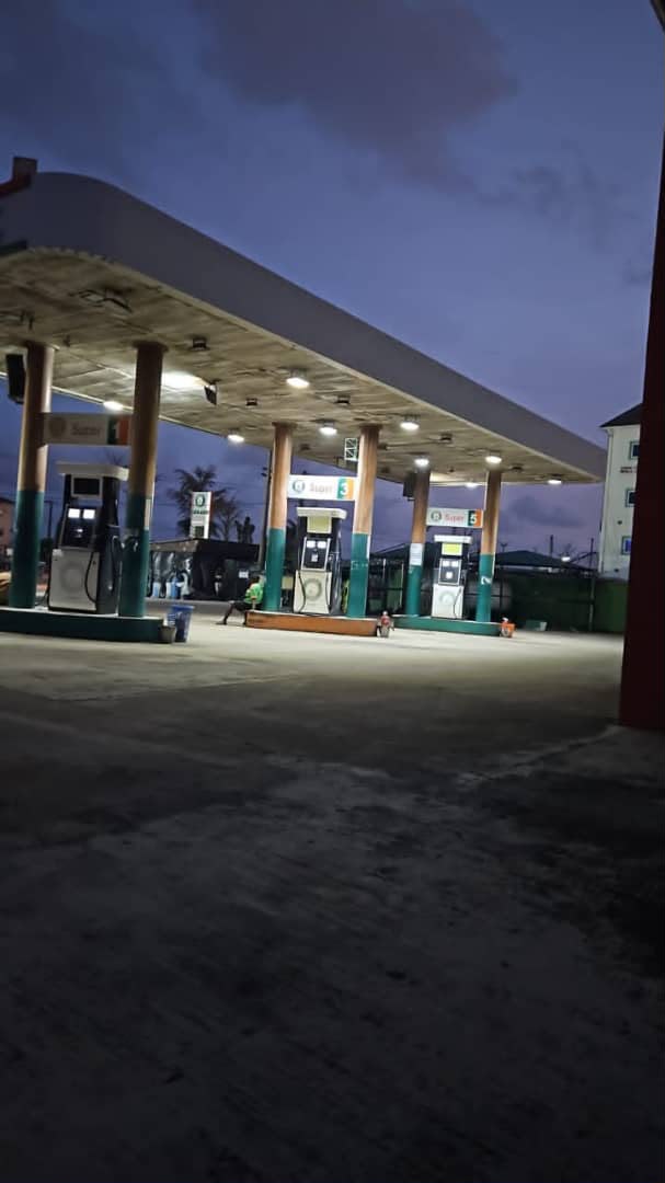 FILLING STATION