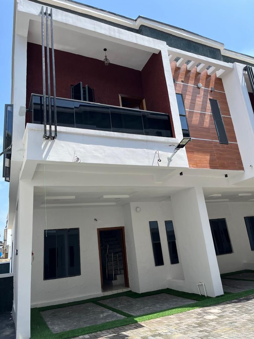 HOUSE  FOR SALE